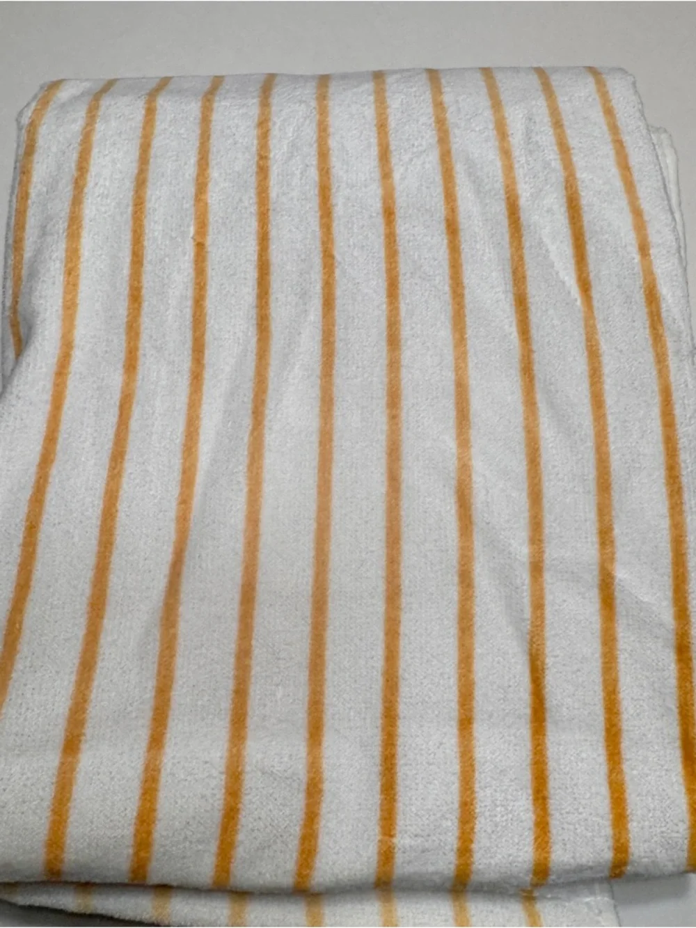 NWT Primark Disney Winnie the Pooh graphic bath towel. Yellow & white striped